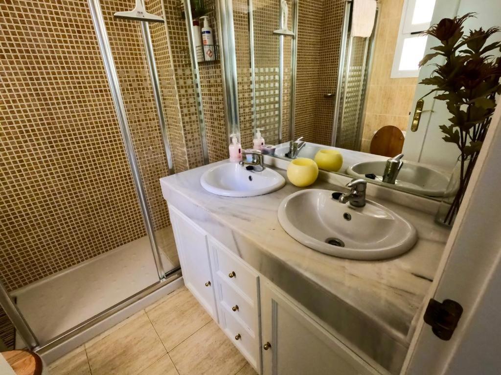 Comfy Apartment In The Heart Of The Costa Del Sol Sitio de Calahonda Buitenkant foto